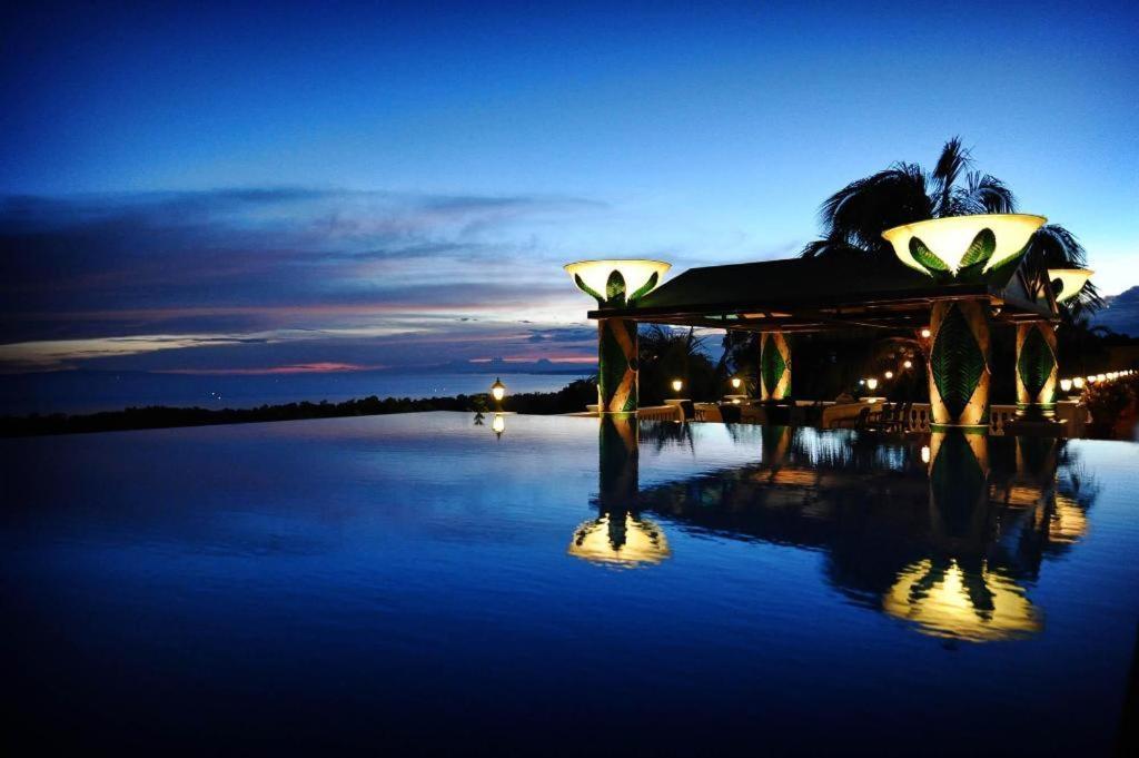 Hotel The Peacock Garden Panglao Exterior foto